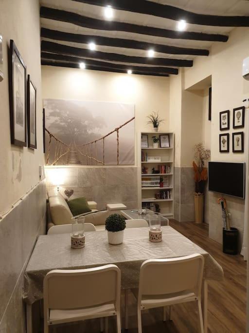 Apartament Imperial Center Seville New Management Since April Bagian luar foto