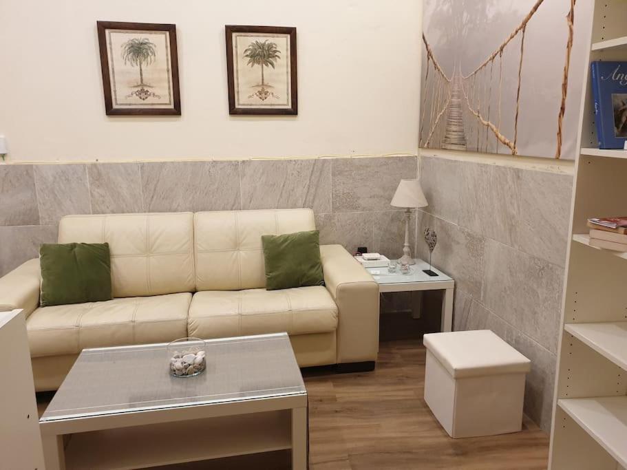 Apartament Imperial Center Seville New Management Since April Bagian luar foto